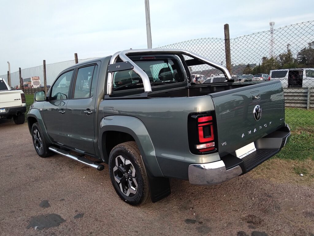 Volkswagen Amarok Highline V6 3.0 4Motion AT 2024 foto 2