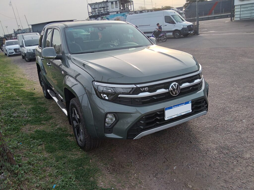 Volkswagen Amarok Highline V6 3.0 4Motion AT 2024 foto 3